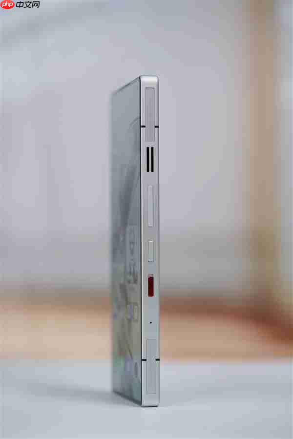 内置24000转/分钟风扇！红魔11 Pro图赏  第8张