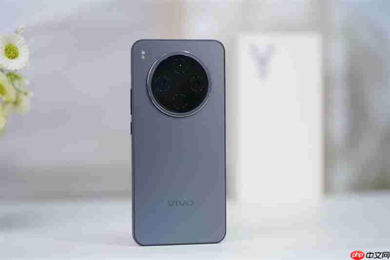 2亿像素的国民小旗舰！vivo Y500 Pro评测：超耐用超给力  第1张