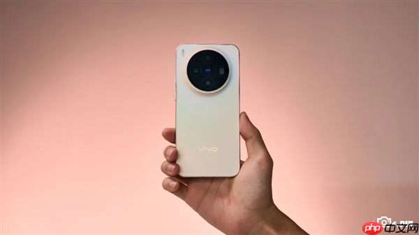 便宜大几百 配置却更顶！子品牌手机开始“骑脸”自家大哥了  第15张