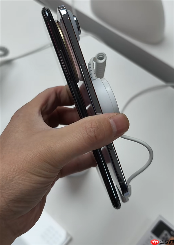 史上最薄Mate直板机！华为Mate70 Air正式官宣：今日预售  第2张