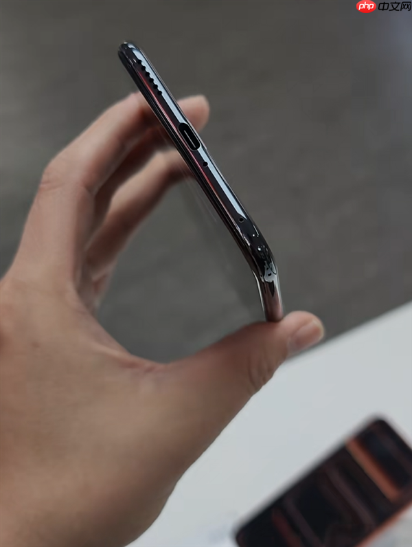 史上最薄Mate直板机！华为Mate70 Air正式官宣：今日预售  第6张