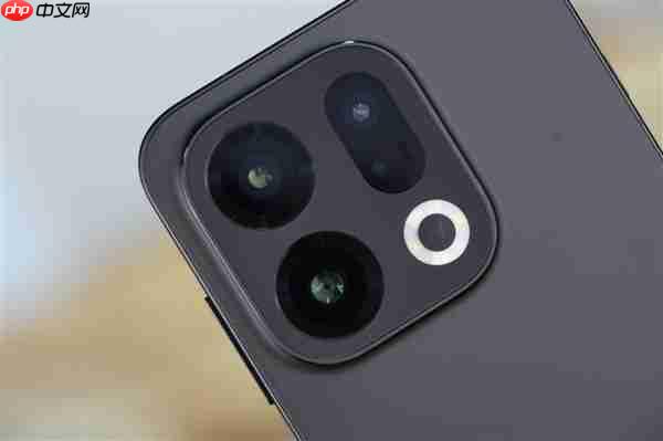 7025mAh超大电池！OPPO Find X9图赏  第16张