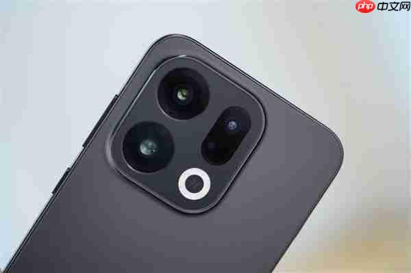 7025mAh超大电池！OPPO Find X9图赏  第15张