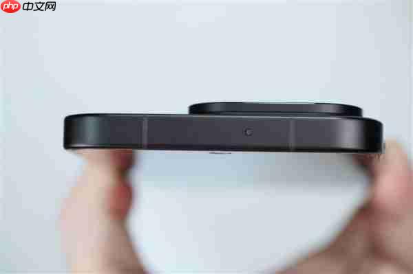 7025mAh超大电池！OPPO Find X9图赏  第20张