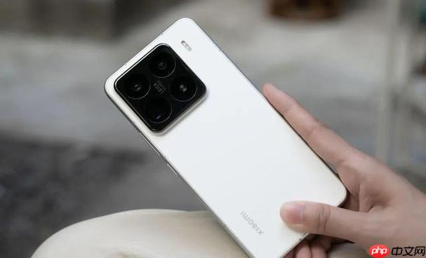 小米17夜景模式对比iPhone17如何_暗光环境拍照效果对比  第1张