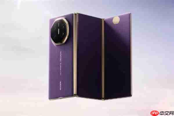 华为新三折叠屏Mate XTs非凡大师开售现场人从众：17999元起  第2张