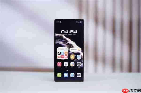 全球第2款三折叠！华为Mate XTs非凡大师图赏  第23张
