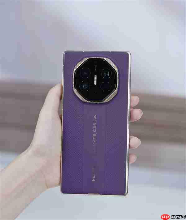 全球第2款三折叠！华为Mate XTs非凡大师图赏  第25张