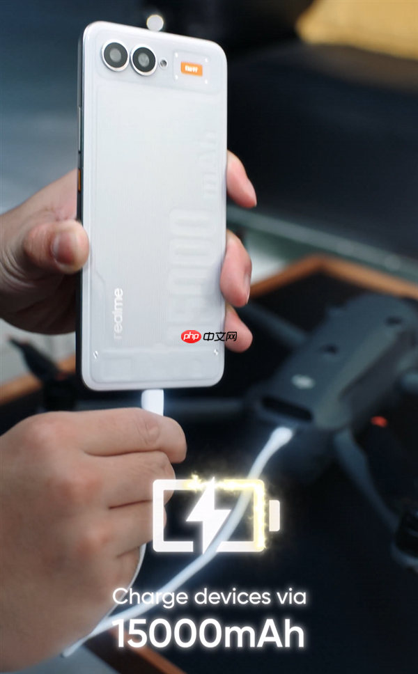 真我15000mAh真机亮相：充电一次用5天！全球最强  第2张