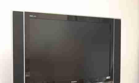 解决康佳电视机忽黑忽亮问题的有效方法（康佳电视机黑屏亮屏问题解决方案）