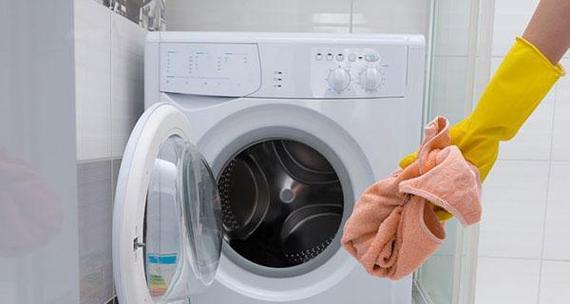 如何正确清洗手机和洗衣机（简单易学的清洗方法让你的手机和洗衣机保持良好状态）  第2张