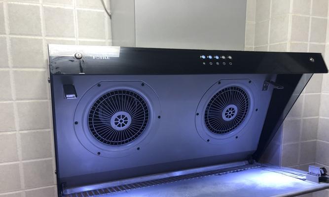 以皇冠牌油烟机如何实现自动清洗？（全新科技助力油烟机清洁的）  第2张