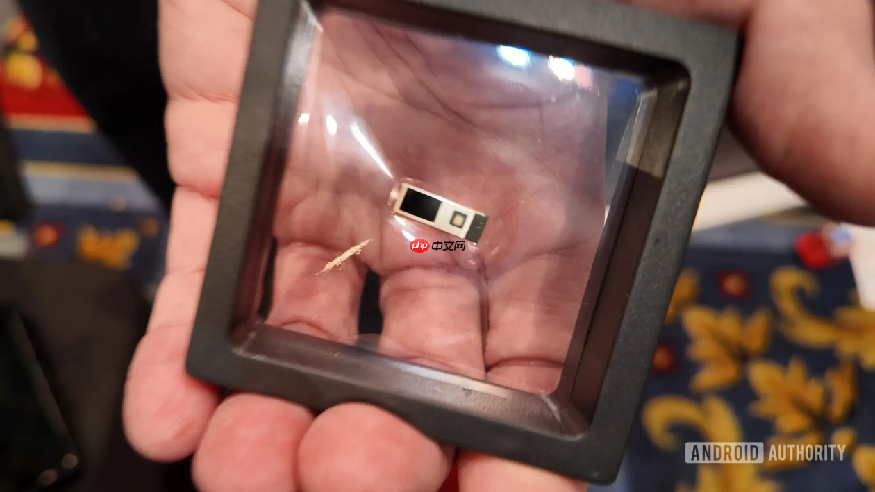 光信号传输 英国厂商pureLiFi在CES展示基于光的LI-FI技术 第2张 光信号传输 英国厂商pureLiFi在CES展示基于光的LI-FI技术 第2张