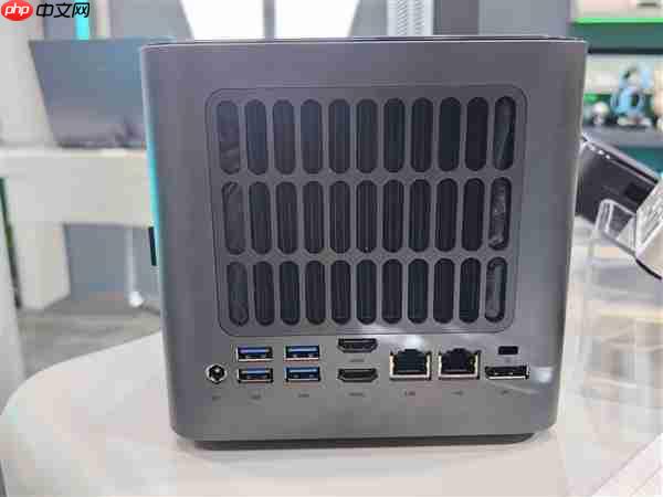 雷神MIX STATION迷你主机亮相：搭载AMD AI Max+ 395处理器  第5张