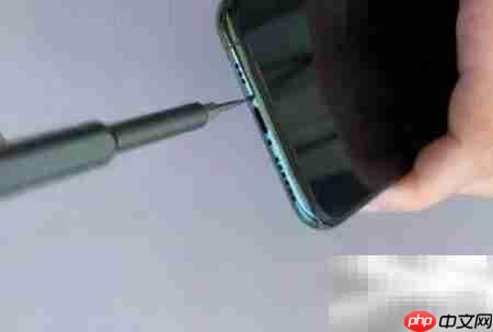 iPhone 11 Pro扬声器更换指南  第17张